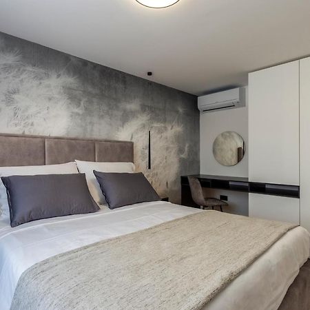 Apartman Izis Centar Pule بولا المظهر الخارجي الصورة