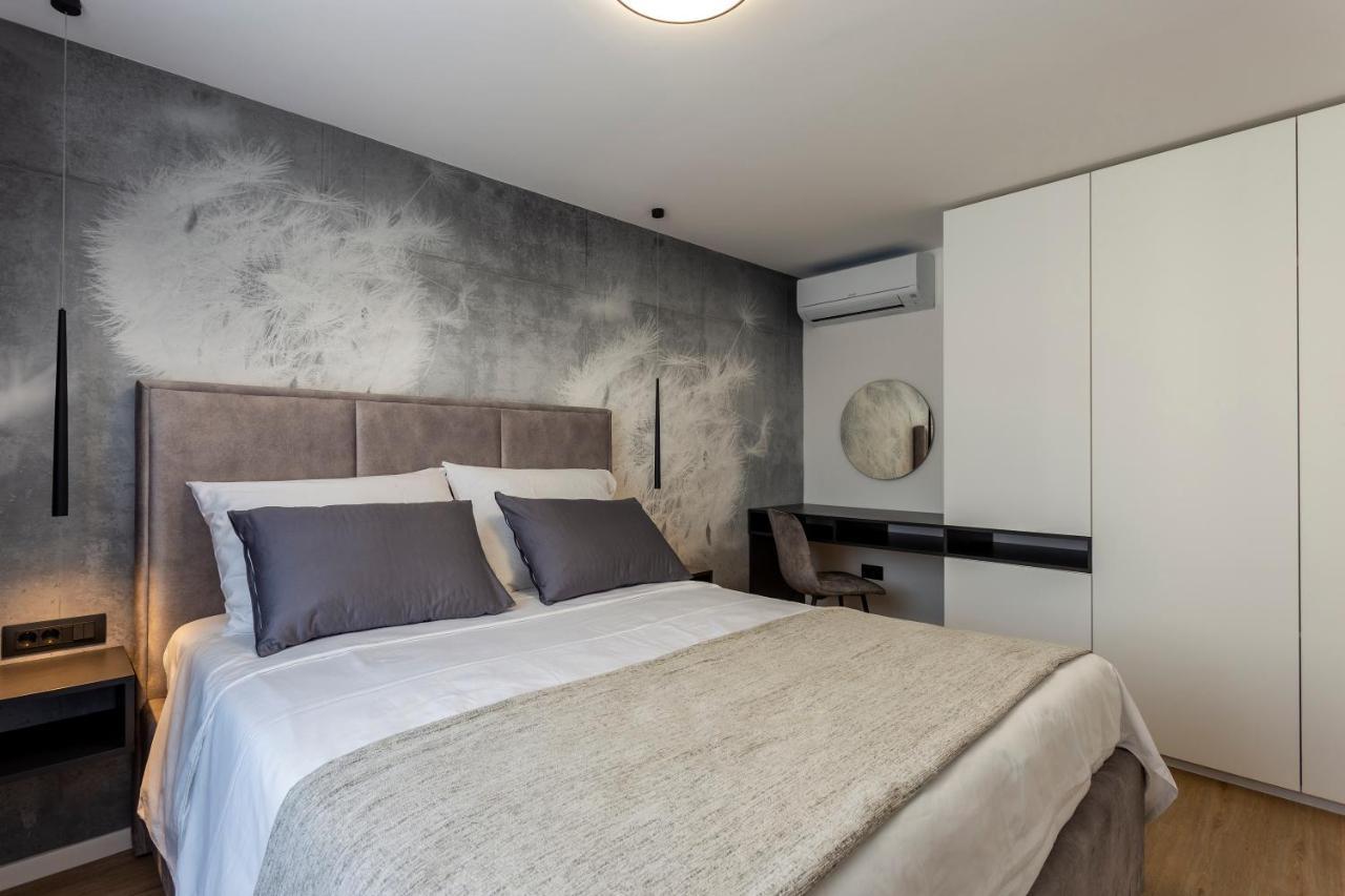Apartman Izis Centar Pule بولا المظهر الخارجي الصورة
