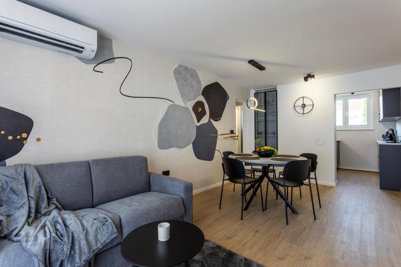 Apartman Izis Centar Pule بولا المظهر الخارجي الصورة