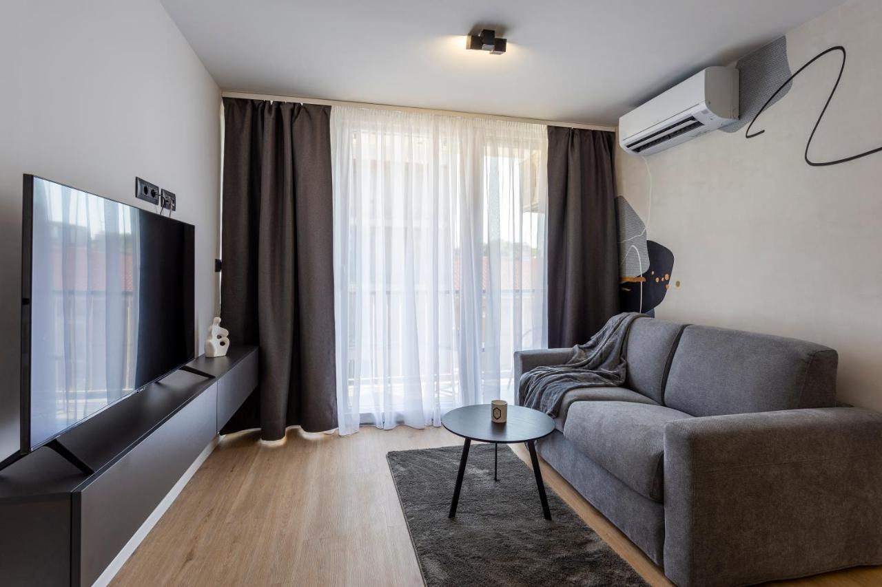 Apartman Izis Centar Pule بولا المظهر الخارجي الصورة