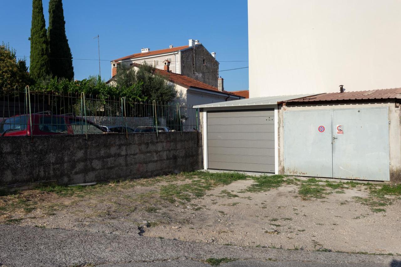 Apartman Izis Centar Pule بولا المظهر الخارجي الصورة