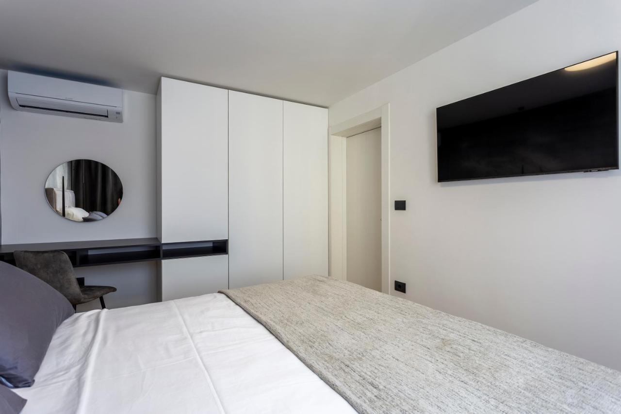 Apartman Izis Centar Pule بولا المظهر الخارجي الصورة